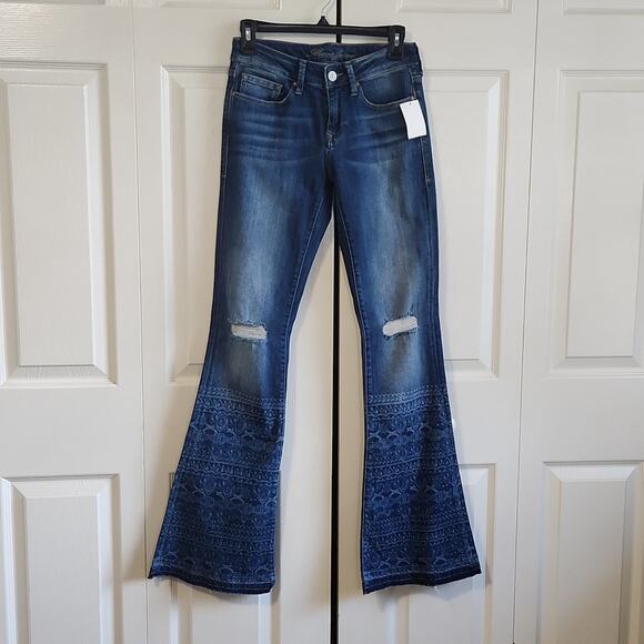 Mavi Women's Medium Wash Peace Mid-Rise Flare Jeans Size 26 Pattern Boho Hippie - Picture 1 of 15